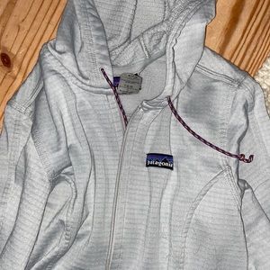 grey patagonia zip up jacket